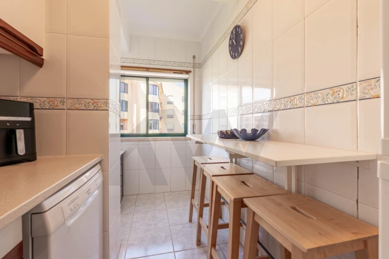 Apartamento T2 para Venda em Atouguia da Baleia Foto 4