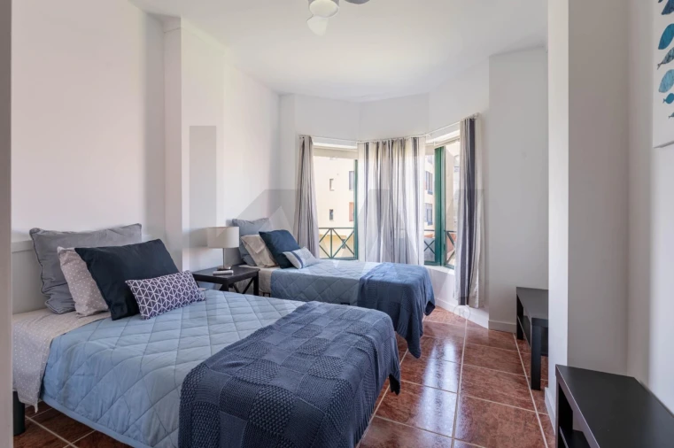 Apartamento T2 para Venda em Atouguia da Baleia Foto 13