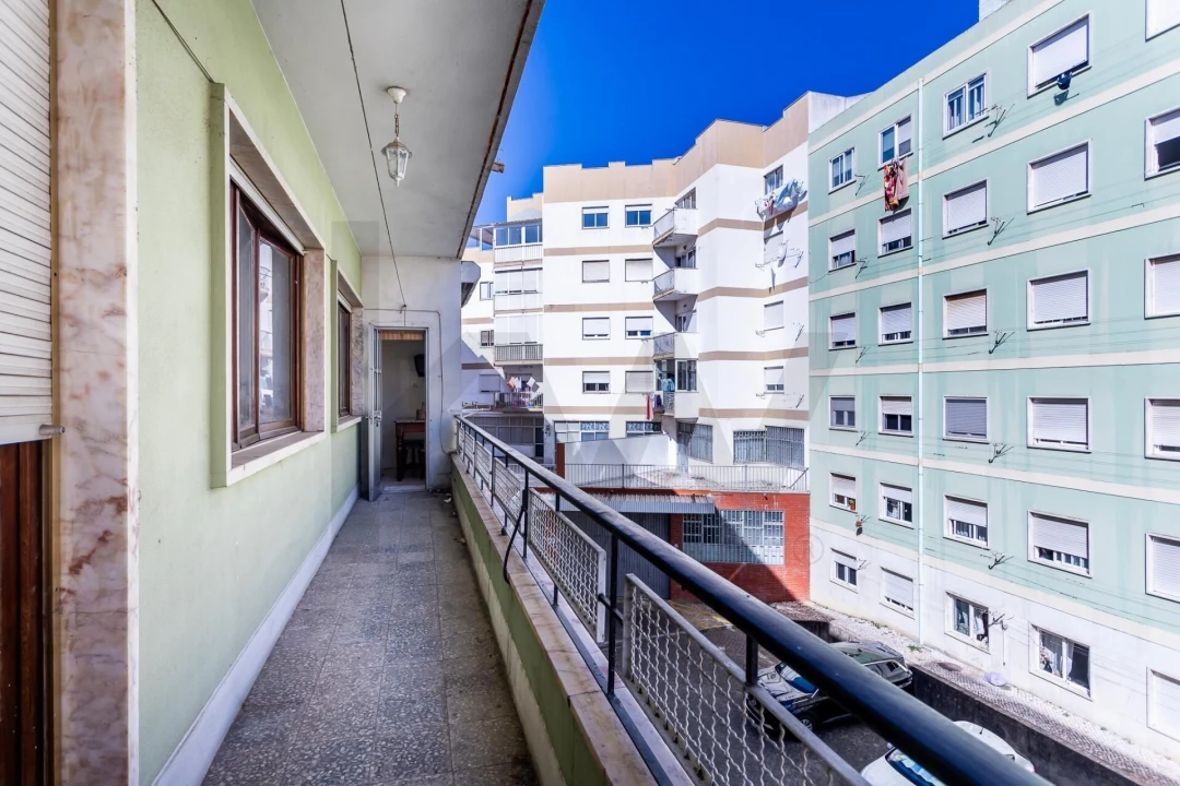 Apartamento T3 para Venda em Odivelas Foto 11