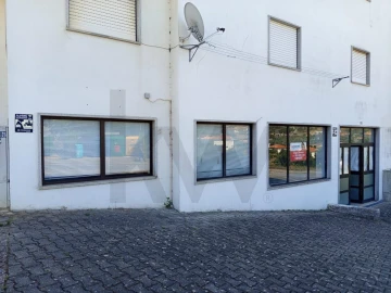 Loja para Venda em Proença-A-Nova e Peral
