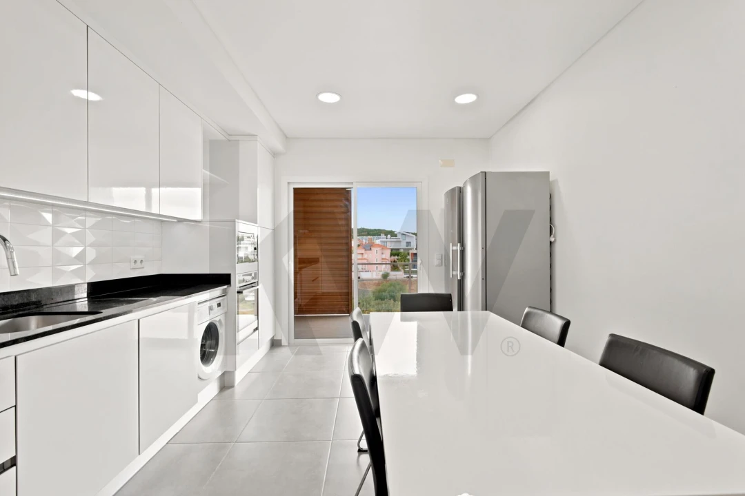 Apartamento T3 para Venda em Carnaxide e Queijas Foto 11