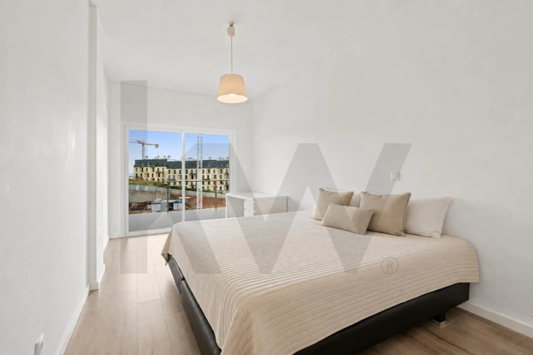 Apartamento T3 para Venda em Carnaxide e Queijas Foto 27