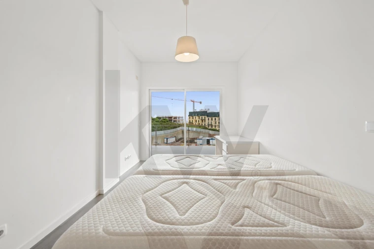 Apartamento T3 para Venda em Carnaxide e Queijas Foto 28
