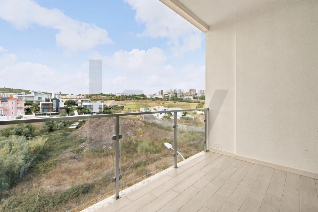 Apartamento T3 para Venda em Carnaxide e Queijas Foto 21