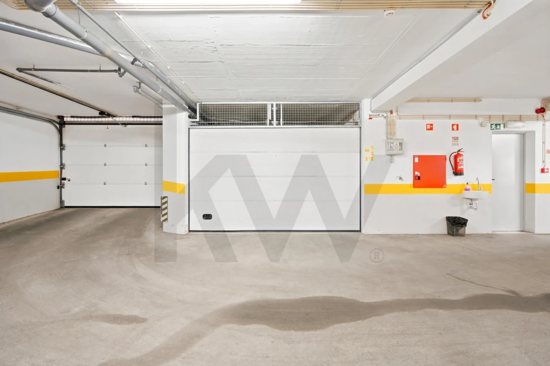 Apartamento T3 para Venda em Carnaxide e Queijas Foto 36