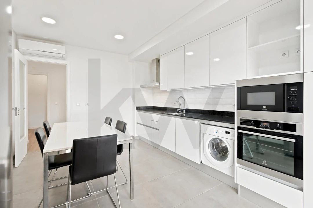 Apartamento T3 para Venda em Carnaxide e Queijas Foto 12
