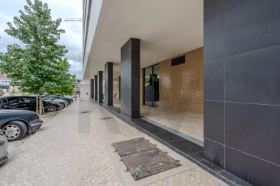 Apartamento T2 para Arrendamento em Santa Clara