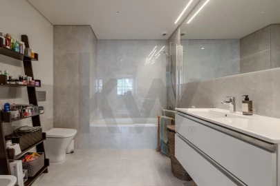 Apartamento T2 para Arrendamento em Santa Clara