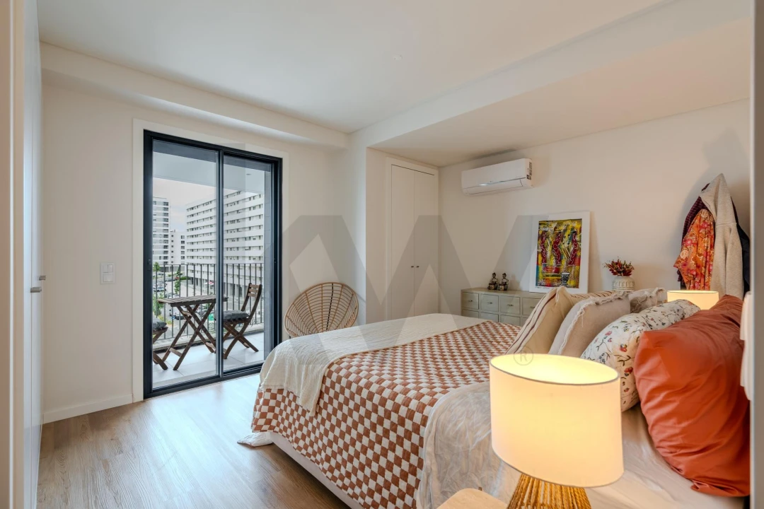 Apartamento T2 para Arrendamento em Santa Clara Foto 12