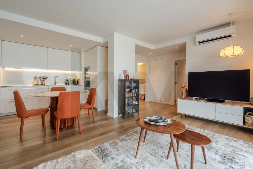 Apartamento T2 para Arrendamento em Santa Clara Foto 6
