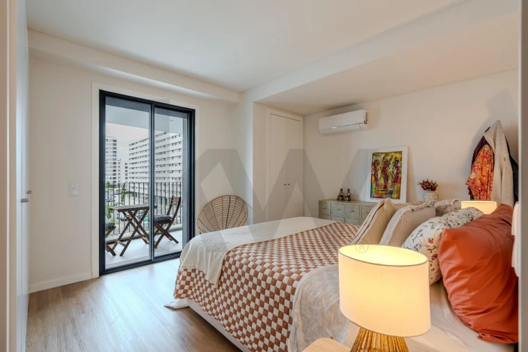 Apartamento T2 para Arrendamento em Santa Clara Foto 12