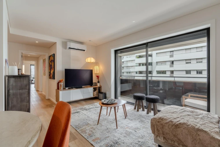 Apartamento T2 para Arrendamento em Santa Clara Foto 2