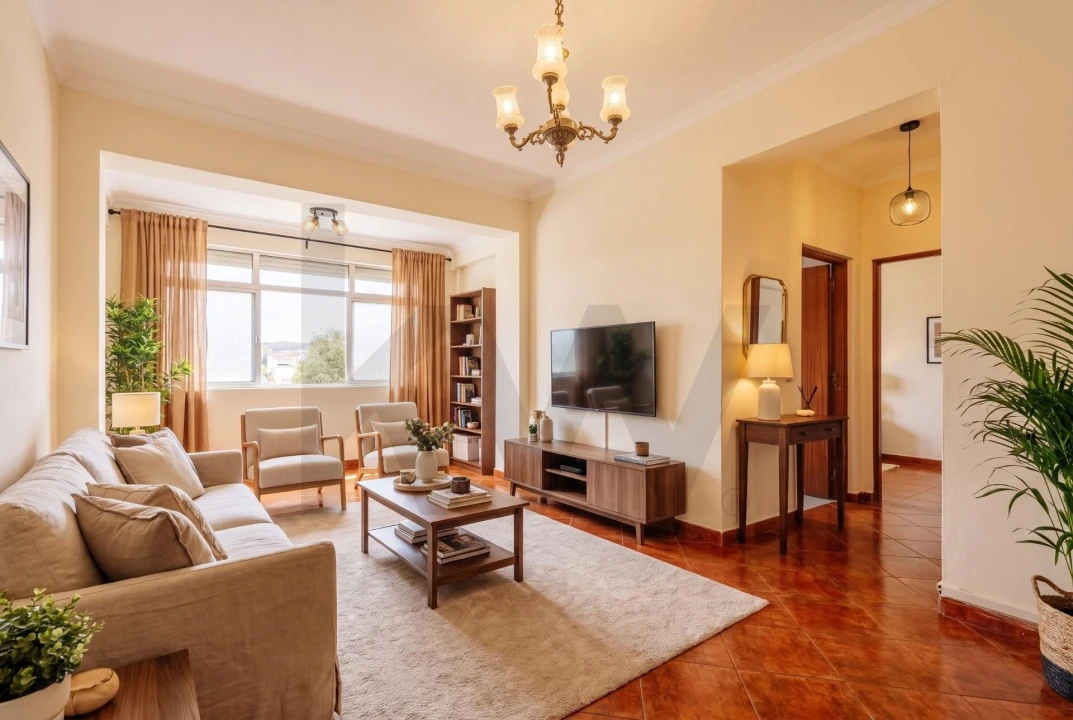 Apartamento T2 para Venda em Santo Antonio dos Olivais Foto 5