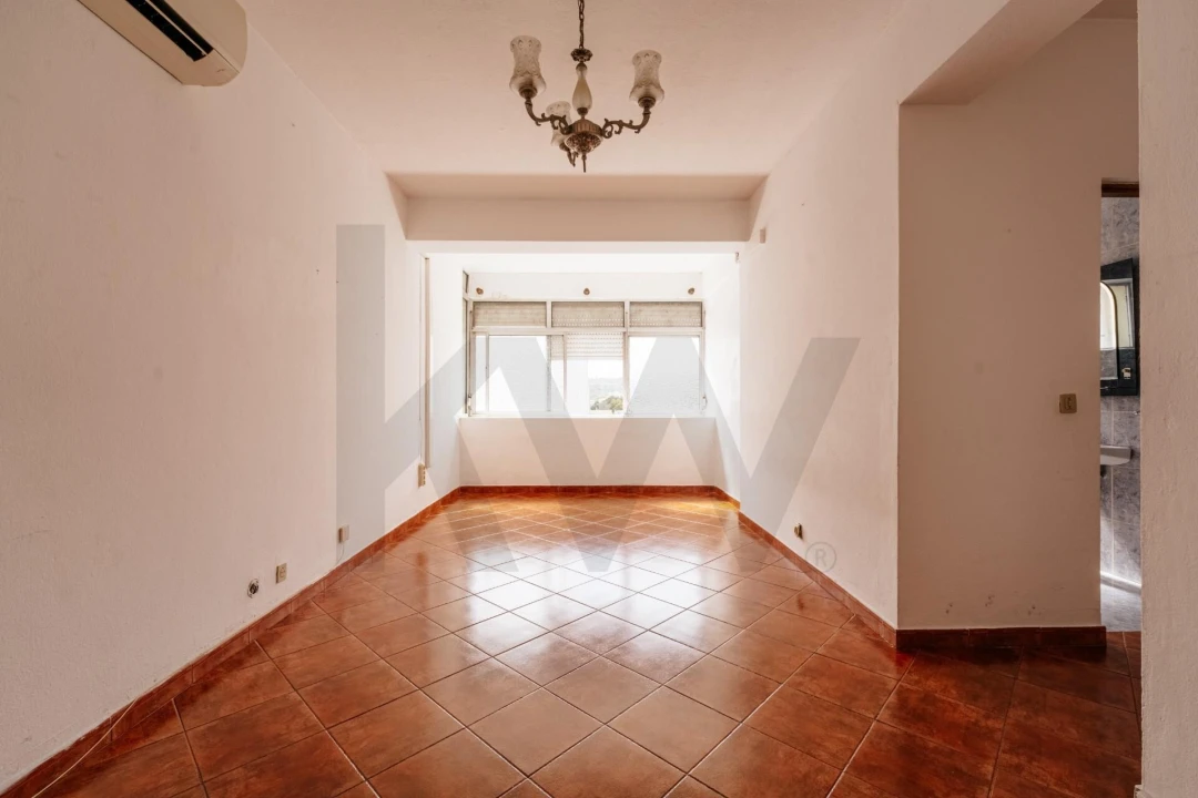 Apartamento T2 para Venda em Santo Antonio dos Olivais Foto 23