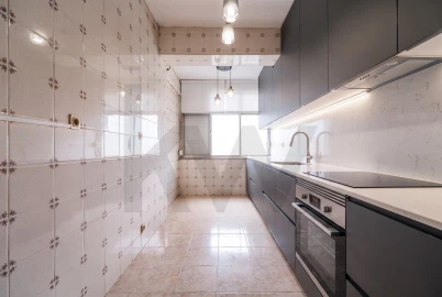 Apartamento T2 para Venda em Santo Antonio dos Olivais