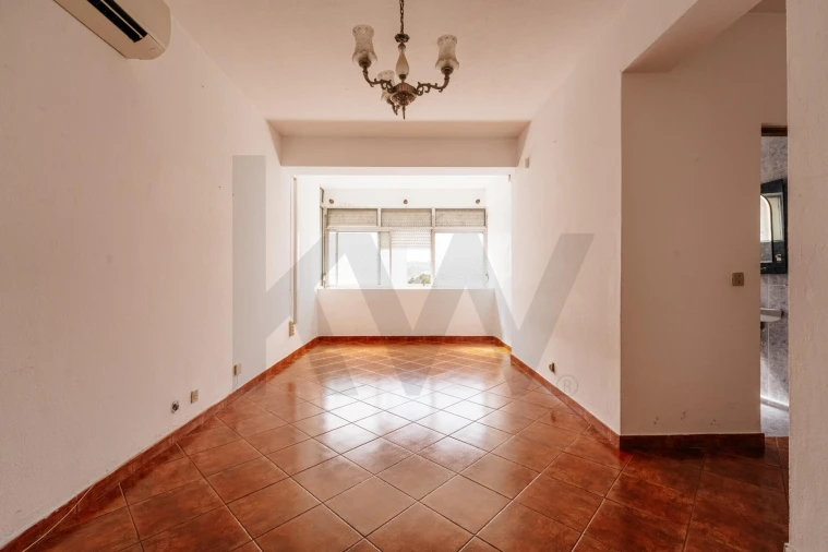 Apartamento T2 para Venda em Santo Antonio dos Olivais Foto 23