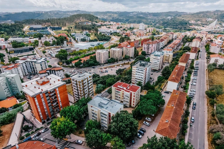Apartamento T2 para Venda em Santo Antonio dos Olivais Foto 14