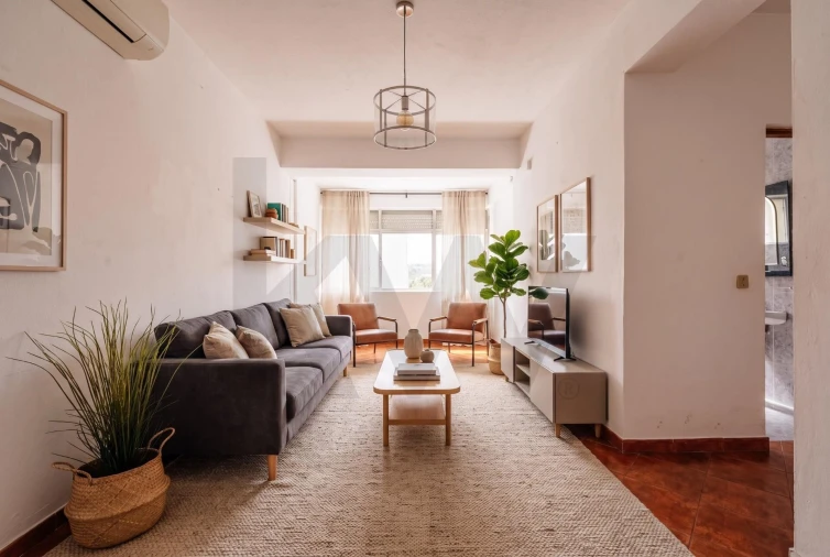 Apartamento T2 para Venda em Santo Antonio dos Olivais Foto 9