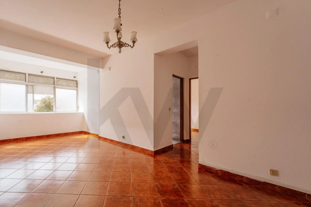 Apartamento T2 para Venda em Santo Antonio dos Olivais Foto 10
