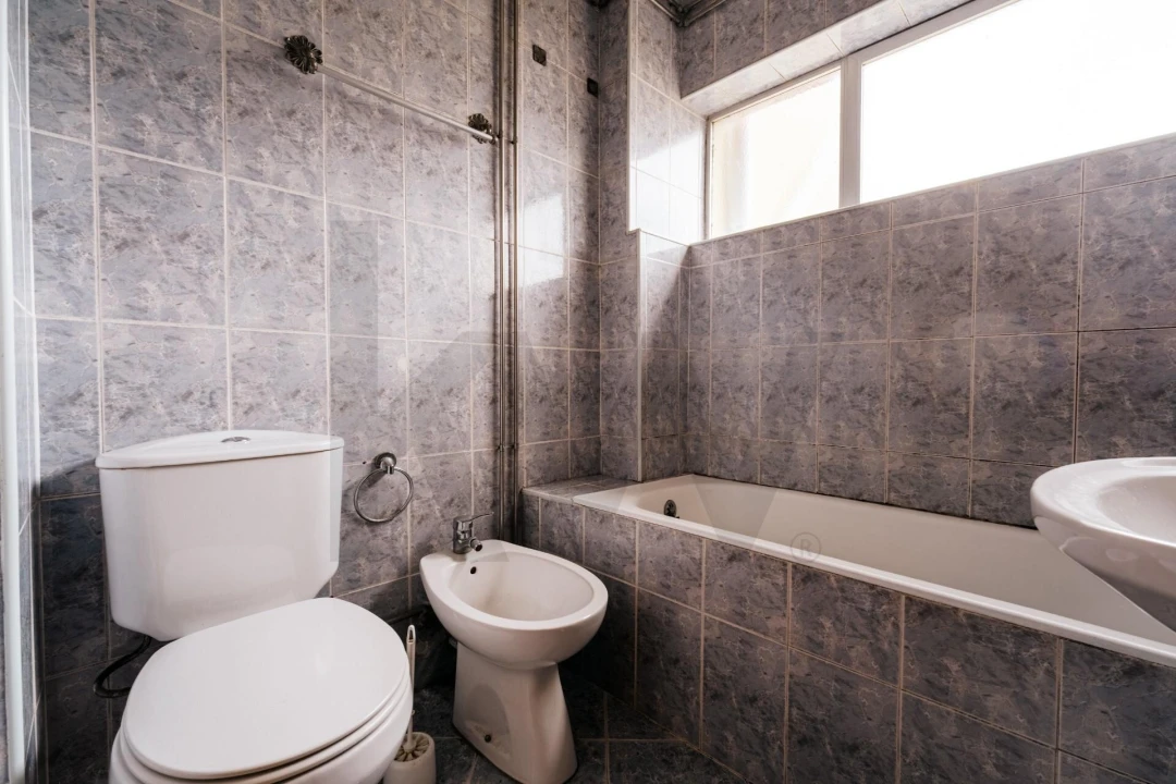 Apartamento T2 para Venda em Santo Antonio dos Olivais Foto 21