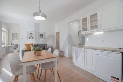 Apartamento T1 para Arrendamento em Oeiras e São Julião da Barra, Paço de Arcos e Caxias