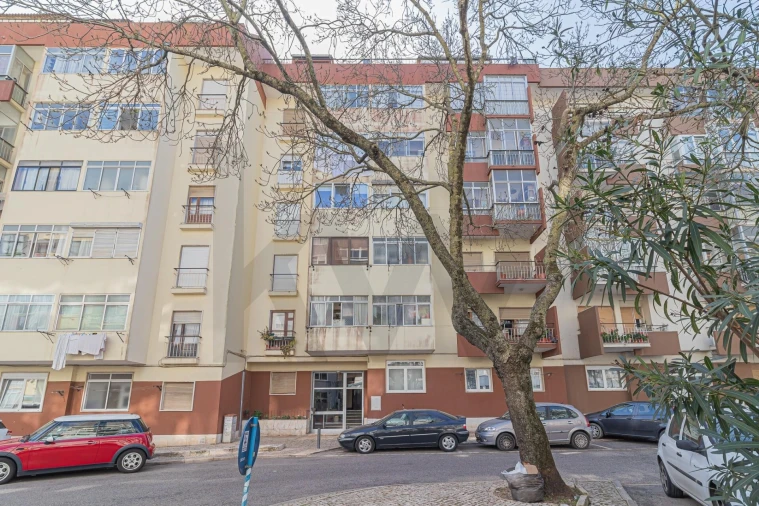 Apartamento T1 para Arrendamento em Oeiras e São Julião da Barra, Paço de Arcos e Caxias Foto 2