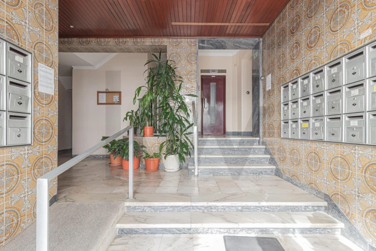 Apartamento T1 para Arrendamento em Oeiras e São Julião da Barra, Paço de Arcos e Caxias Foto 3