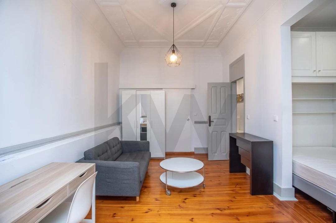 Apartamento T4 para Venda em Arroios Foto 3