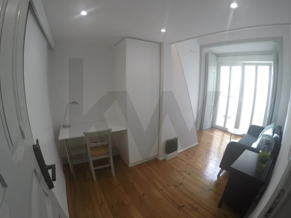Apartamento T4 para Venda em Arroios Foto 1
