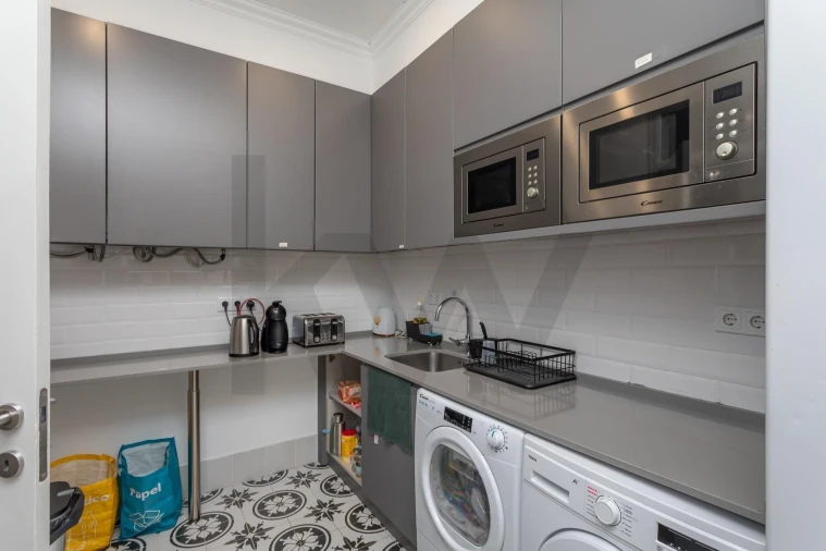 Apartamento T4 para Venda em Arroios Foto 36