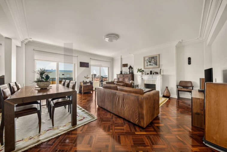 Apartamento T4 para Venda em União das Freguesias de Setúbal Foto 4