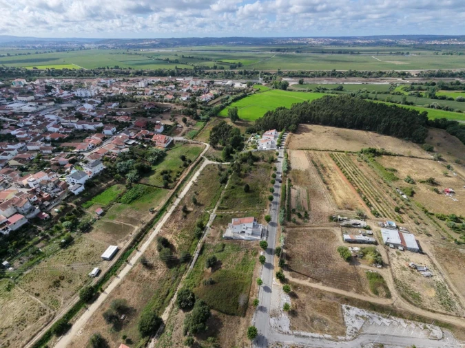 Terreno para Venda em Granja do Ulmeiro Foto 2