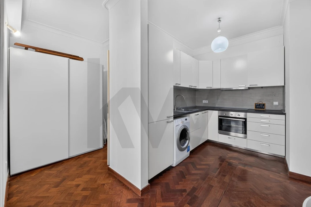 Apartamento T1 para Arrendamento em Santo António Foto 19