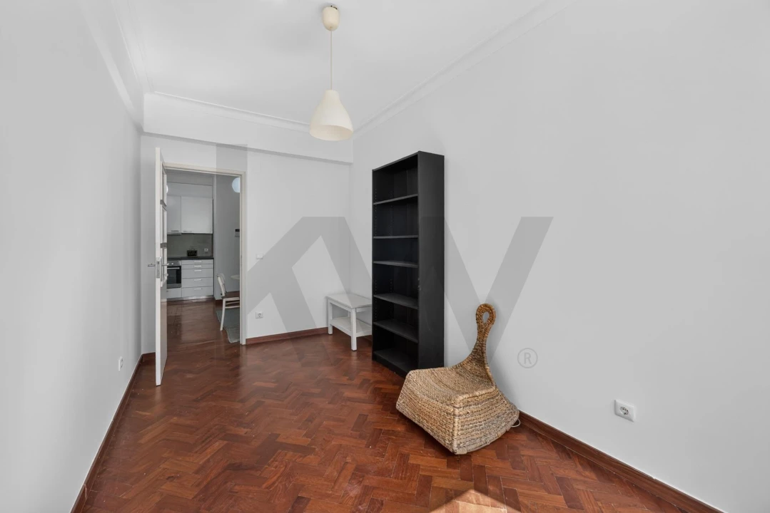 Apartamento T1 para Arrendamento em Santo António Foto 18