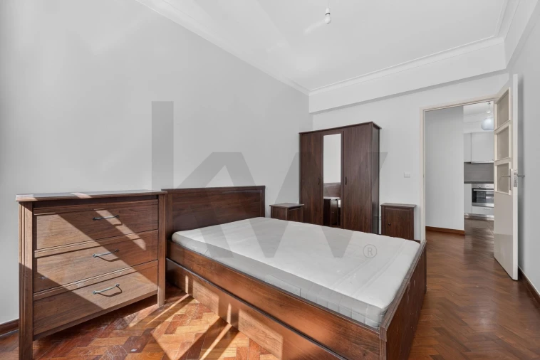 Apartamento T1 para Arrendamento em Santo António Foto 14