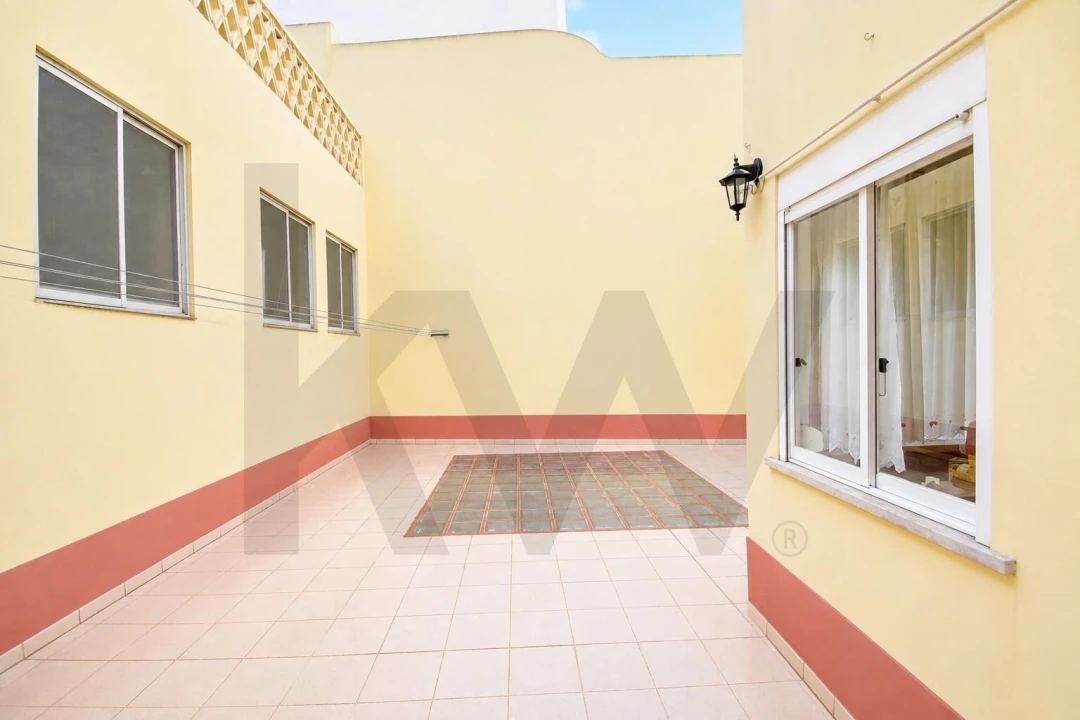 Apartamento T4 para Venda em Arroios Foto 26