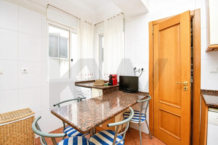 Apartamento T4 para Venda em Arroios Foto 31