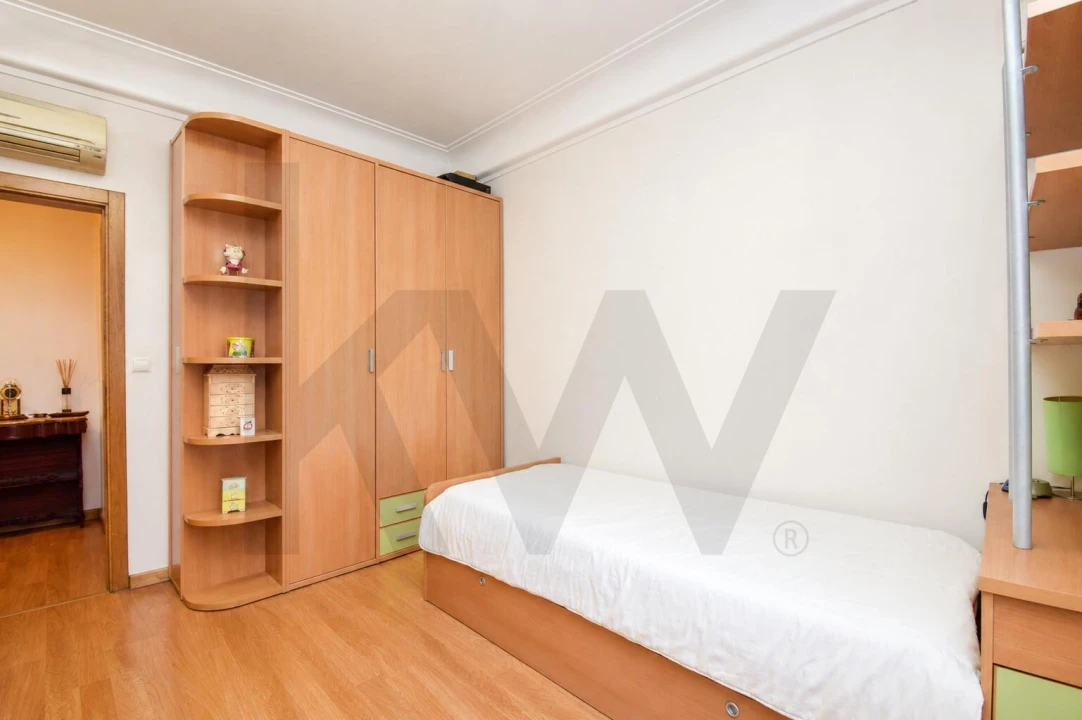 Apartamento T4 para Venda em Arroios Foto 6
