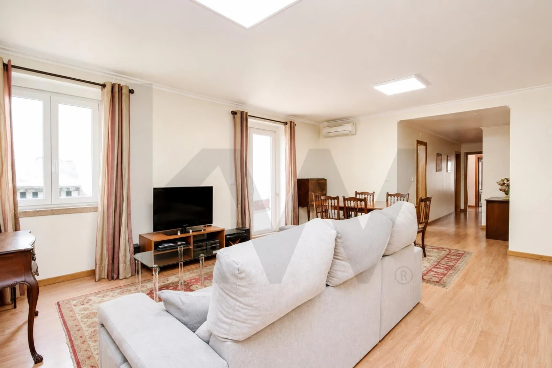 Apartamento T4 para Venda em Arroios Foto 23