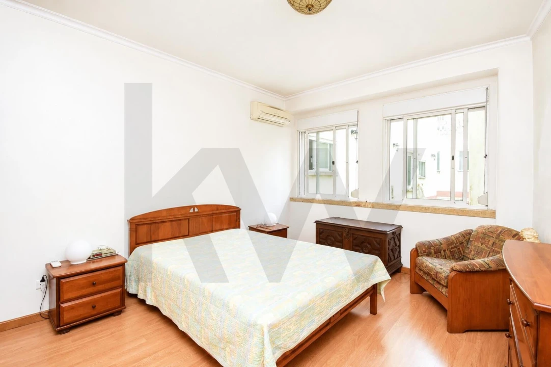 Apartamento T4 para Venda em Arroios Foto 14