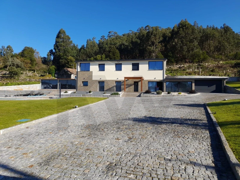 Moradia T3 para Venda em Cabeça Santa Foto 29