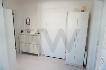 Apartamento T1 para Venda em Seixal, Arrentela e Aldeia de Paio Pires
