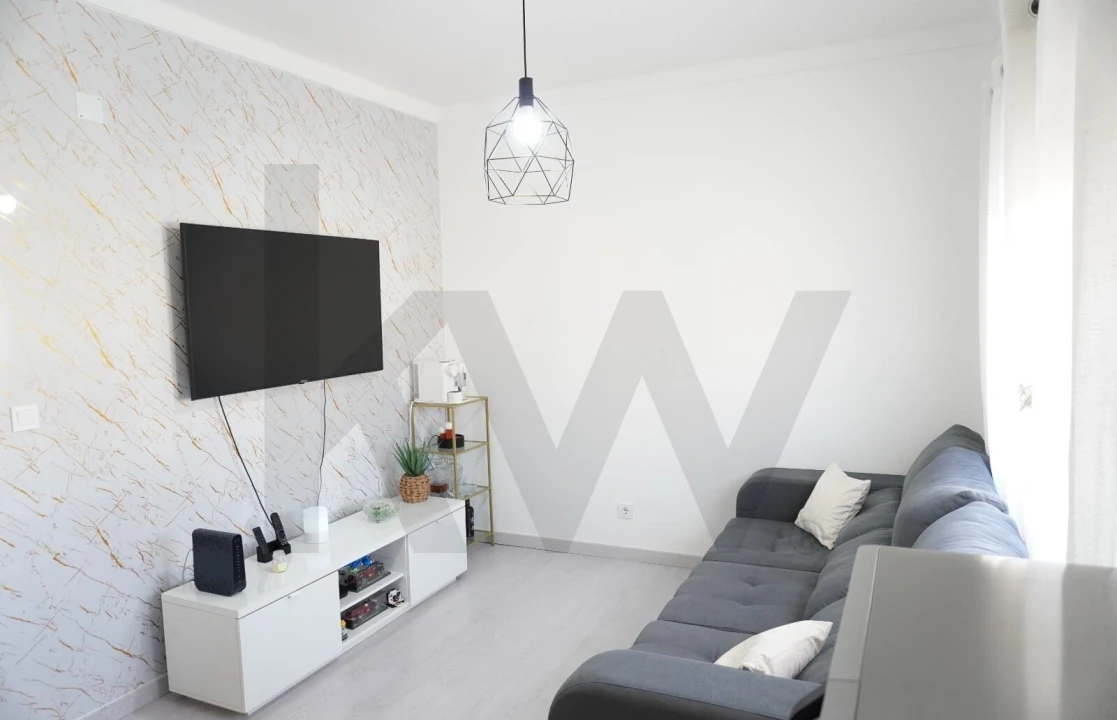 Apartamento T1 para Venda em Seixal, Arrentela e Aldeia de Paio Pires Foto 10