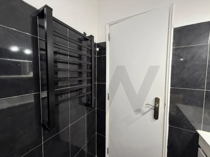 Apartamento T1 para Venda em Seixal, Arrentela e Aldeia de Paio Pires Foto 11
