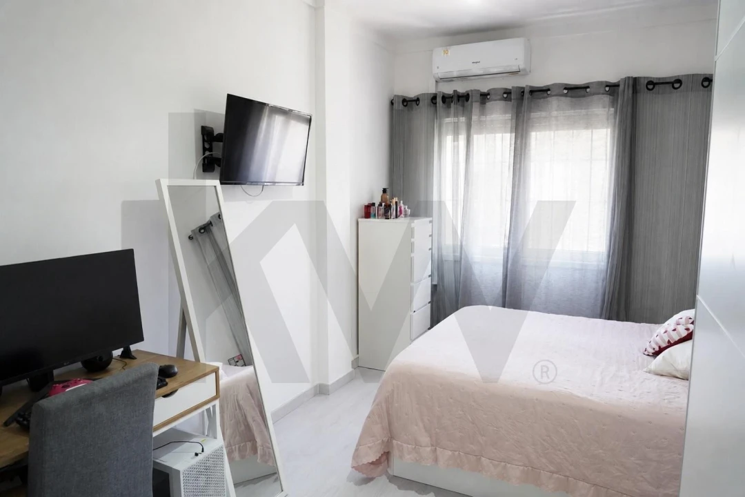 Apartamento T1 para Venda em Seixal, Arrentela e Aldeia de Paio Pires Foto 7