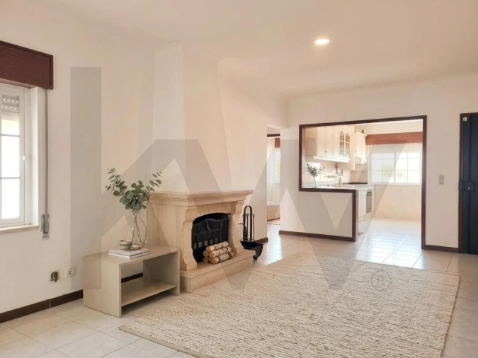 Apartamento T2 para Venda em Quinta do Conde Foto 2