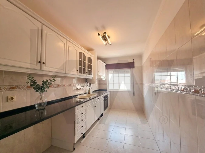 Apartamento T2 para Venda em Quinta do Conde Foto 6