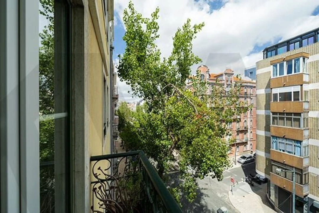 Apartamento T2 para Arrendamento em Santo António Foto 14