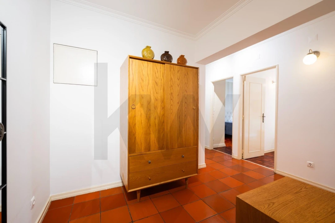 Apartamento T2 para Arrendamento em Santo António Foto 7