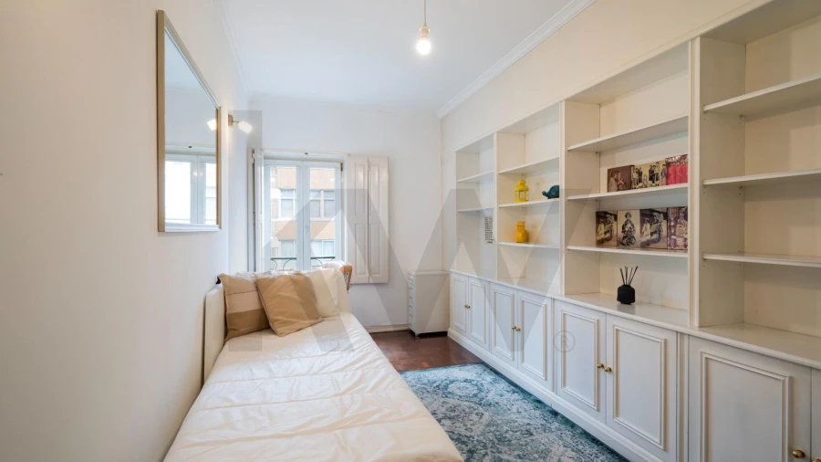 Apartamento T2 para Arrendamento em Santo António